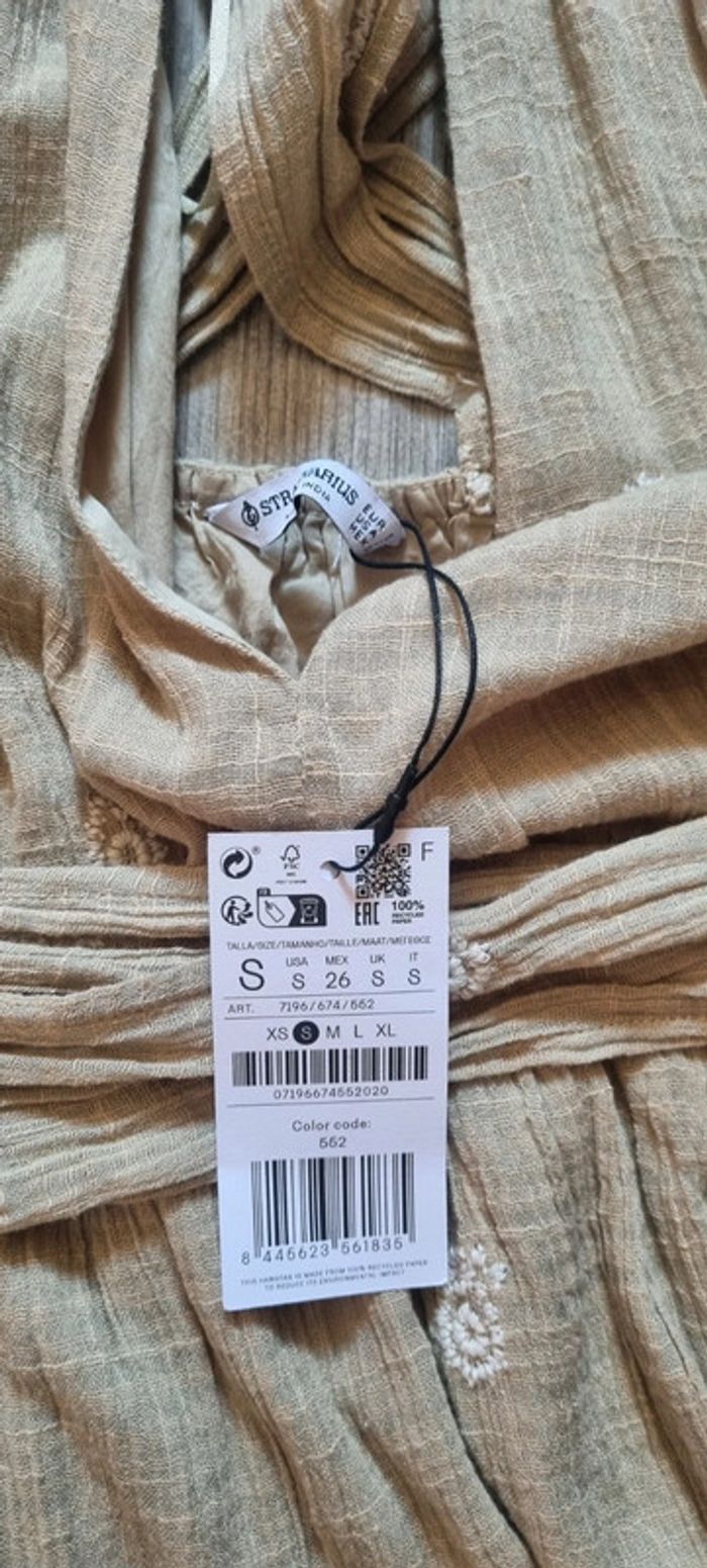 Robe neuve stradivarius - photo numéro 3