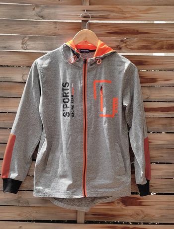 Hoodie zippé, gilet, sweatshirt pour enfant