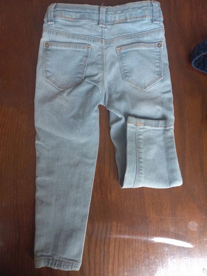 Jeans skinny bleu clair kiabi 3ans - photo numéro 2