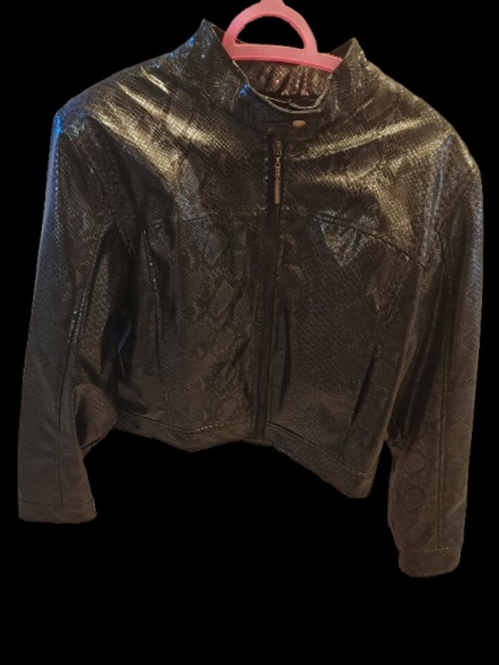 Perfecto simili cuir noir  effet serpent - photo numéro 2