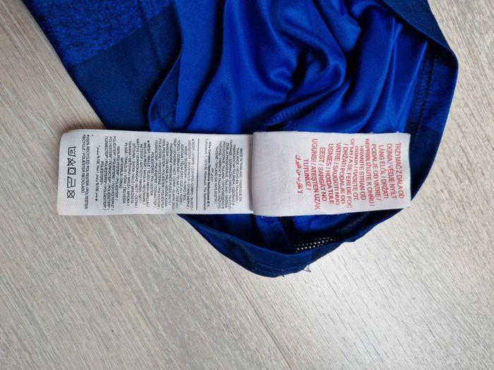 Maillot d'entraînement PSG Nike taille M enfant : 137-147 cm - photo numéro 5