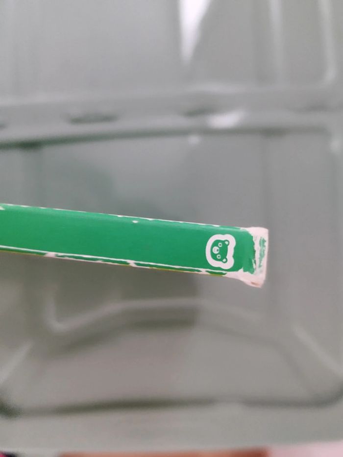 Livre collection bébé nathan-regarde dans l'herbe - photo numéro 4