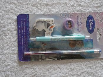 Set Papeterie 5 pièces "La reine des neiges" neuf sous blister