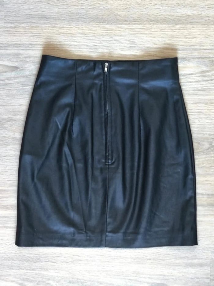Jupe courte noir moulante simili cuir / H&M - 36/S - photo numéro 9