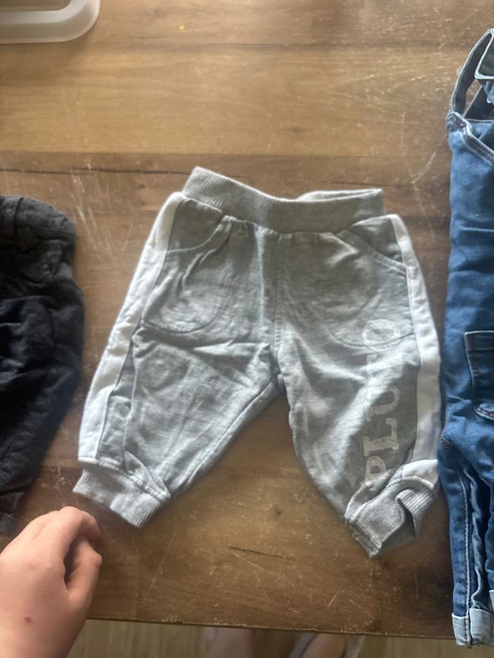 Lot pantalon 3 mois - photo numéro 3