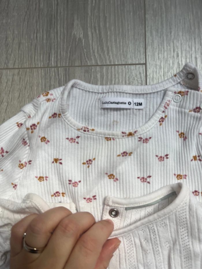 2 T-shirt manche longue côtelés 9-12 mois bébé fille - photo numéro 2