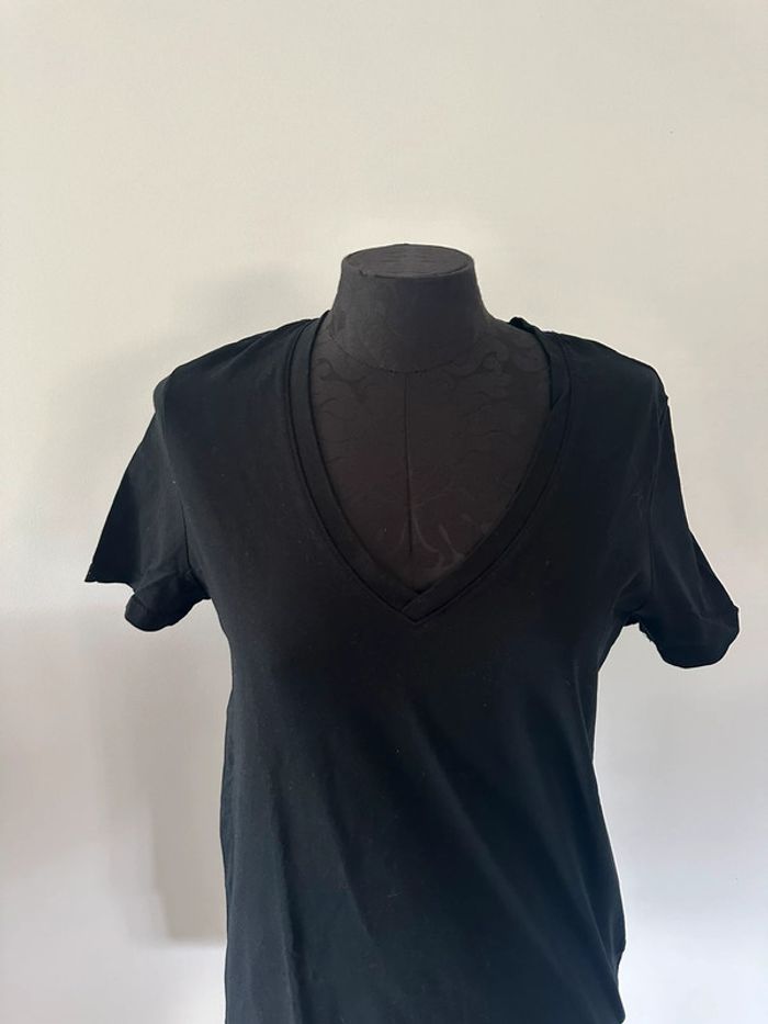 T-shirt noir - photo numéro 2