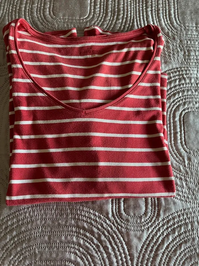 T-shirt manches longues XL rouge et blanc - photo numéro 3