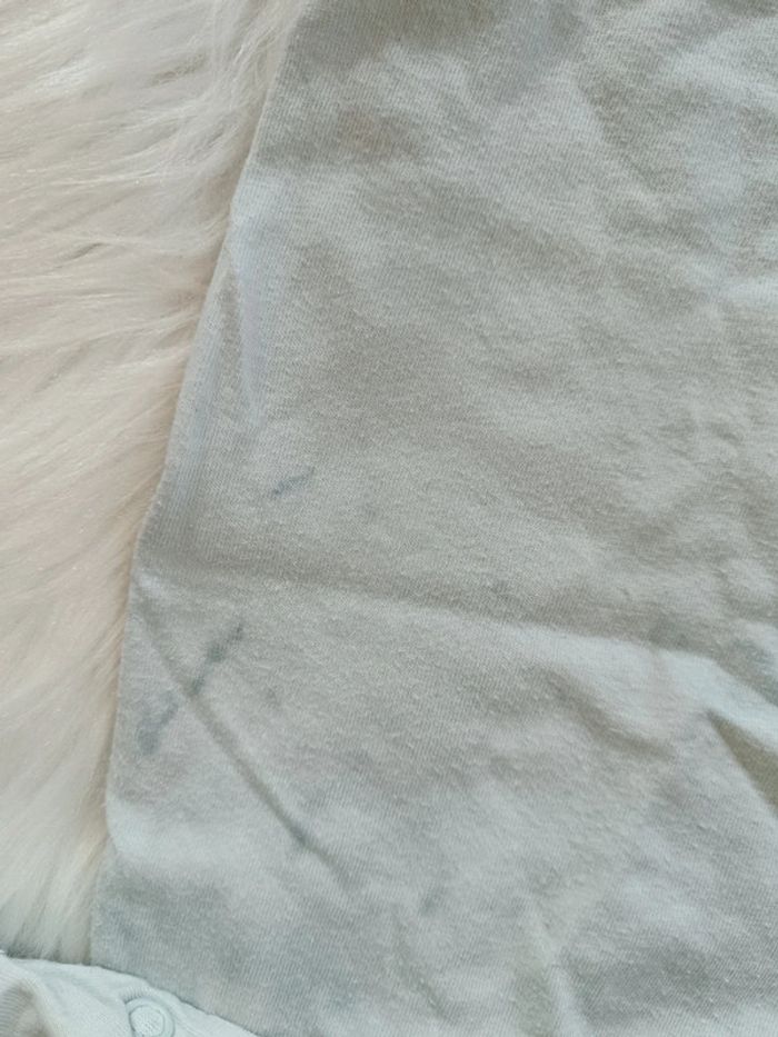 Pyjama fin bébé fille à donner - photo numéro 5