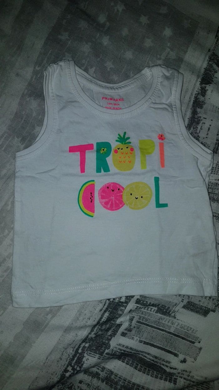 Débardeur primark 3-6mois/68cm 0€50 -50% dès 2 achetés
