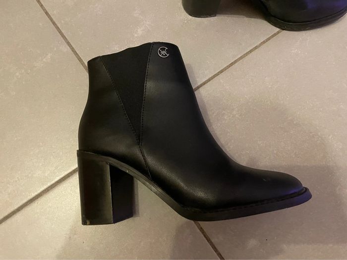 Bottines noires à talons - photo numéro 2