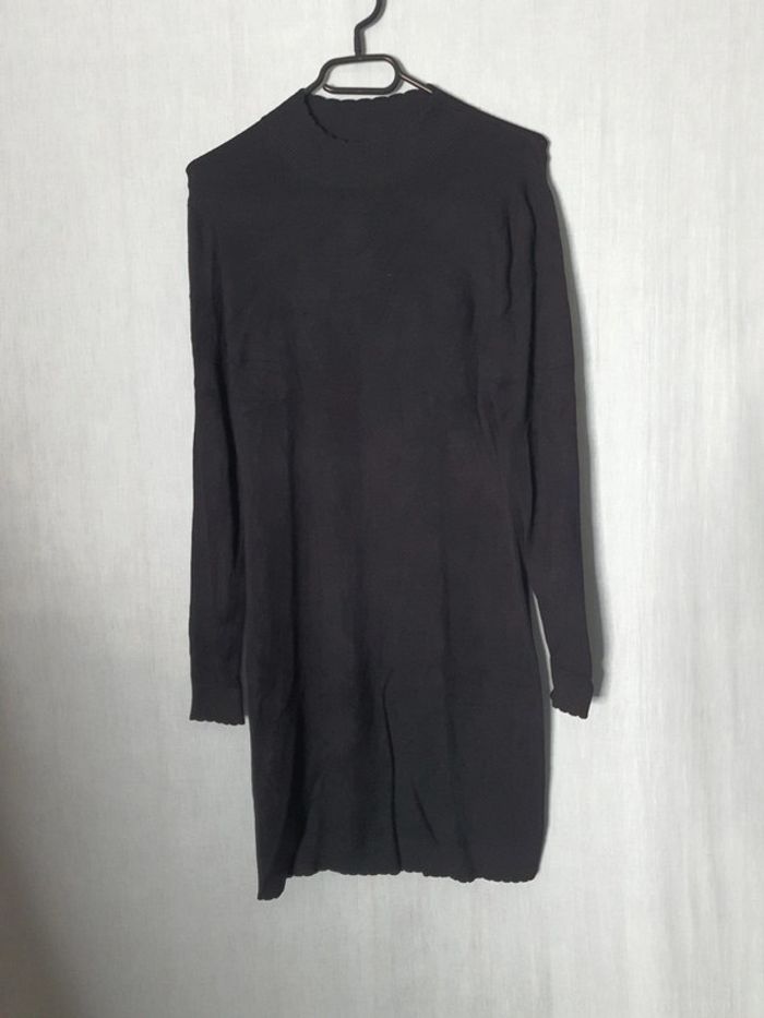 Robe pull noire mango