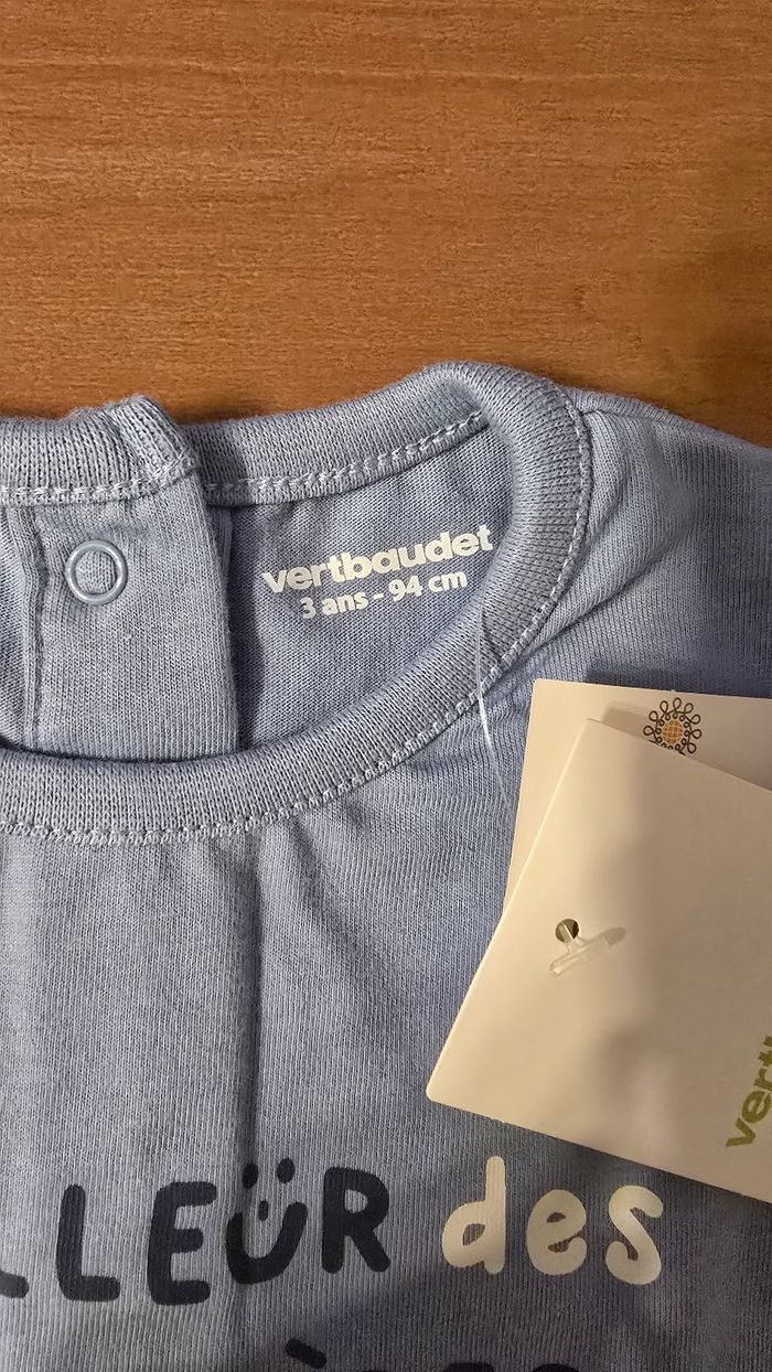 NEUFS NON PORTÉS 🏷💙🥰 superbe ensemble teeshirt ml et jeans 36mois garçon 🥰💙 - photo numéro 3