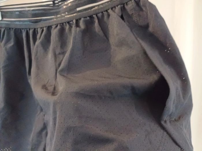 Short noir sport Crivit M 38/40 - photo numéro 2