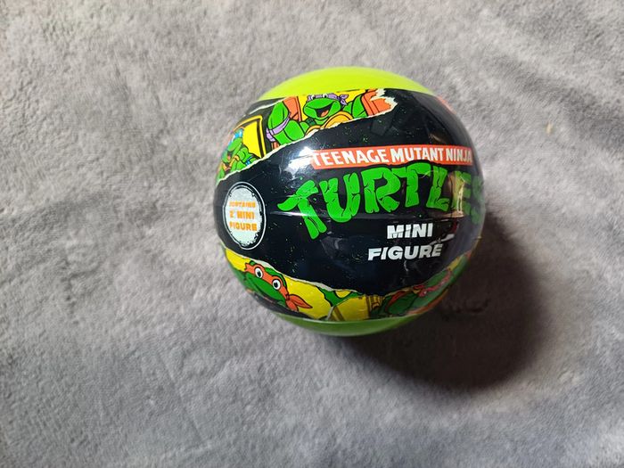 Figurine Capsule surprise Tortue Ninja