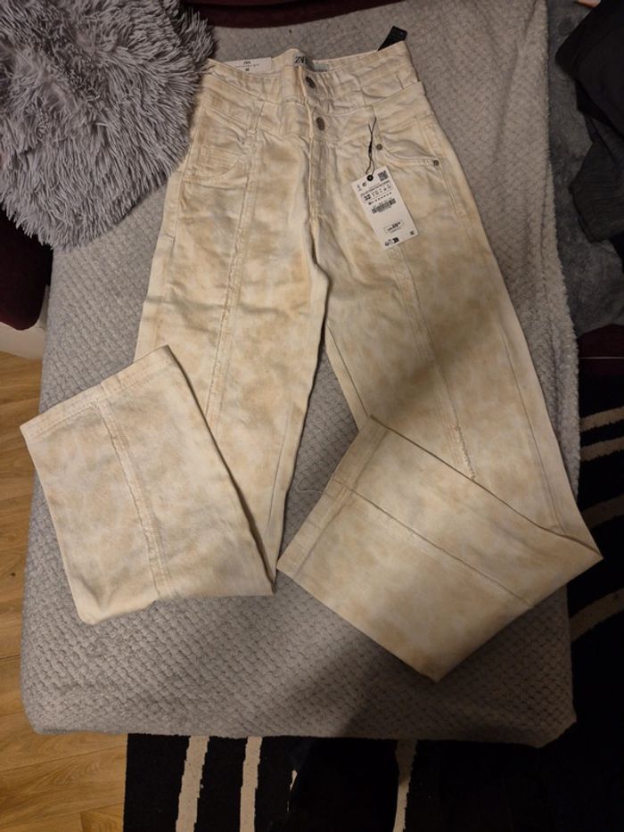 Pantalon neuf Zara taille 32