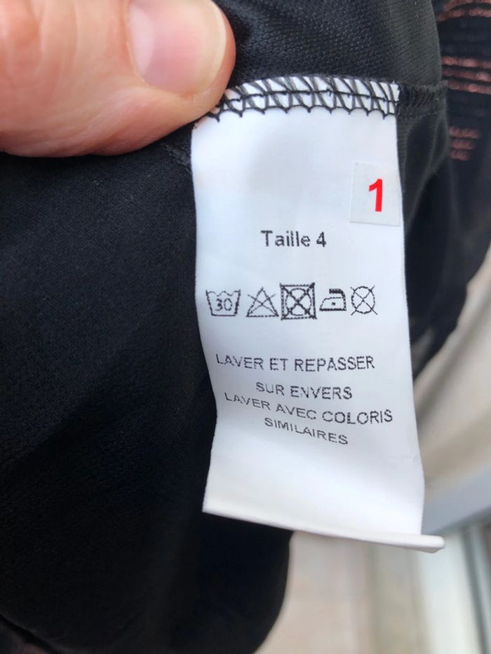 Top noir taille 4 neuf - photo numéro 7