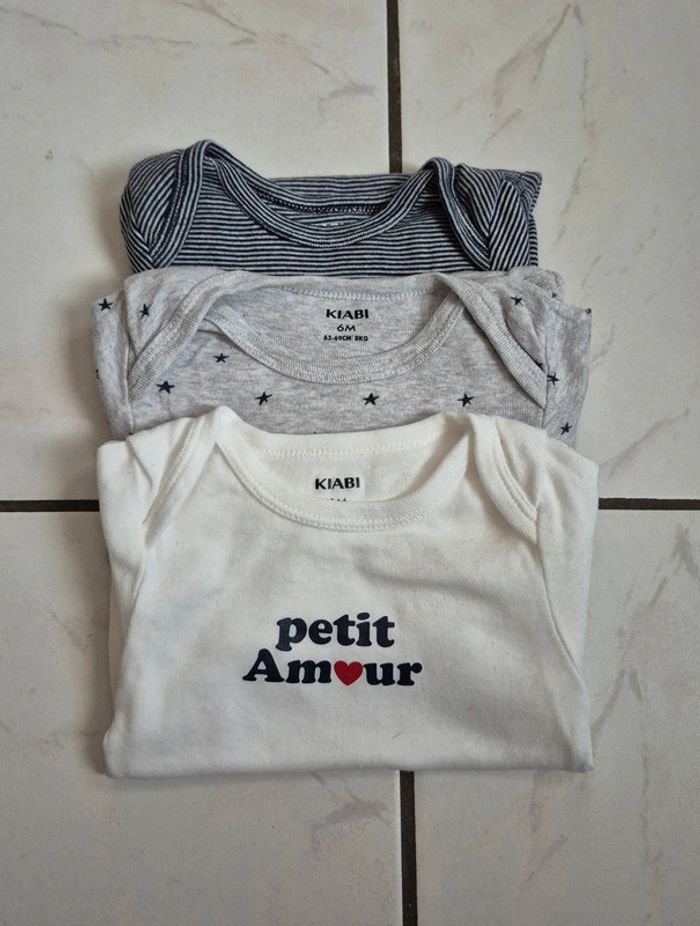 Lots 3 bodies bébé