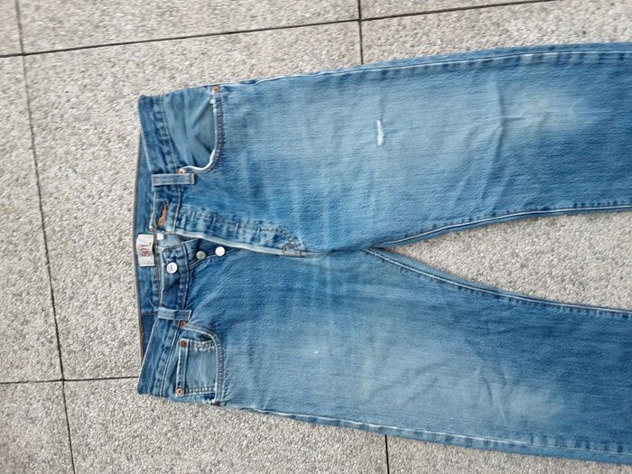 Pantalon jean marque Levi s strauss 501 taille w 34 l 30 - photo numéro 4