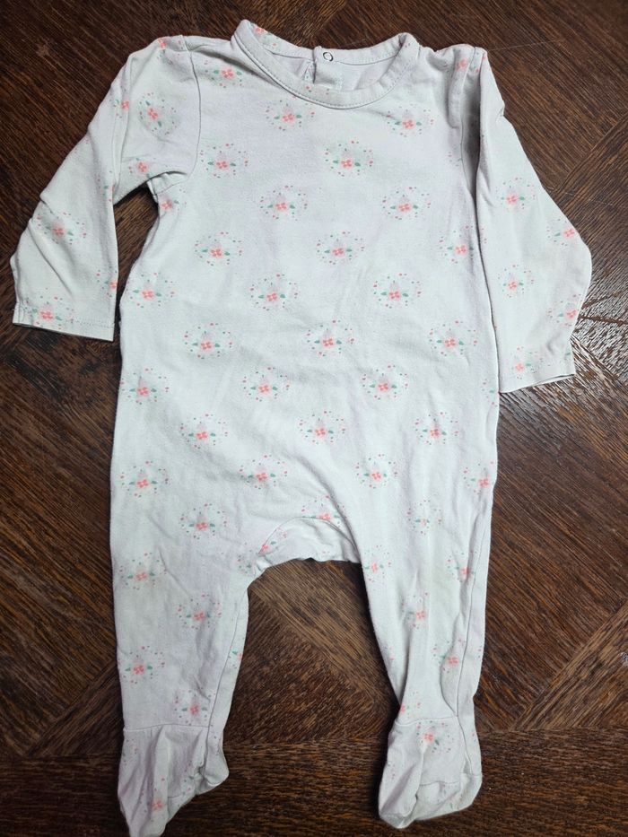 Lot pyjamas 12 mois - photo numéro 5