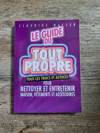Livre: Le guide du tout propre.