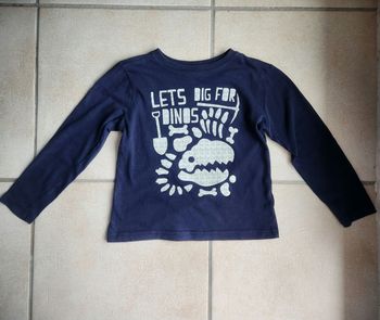 T-shiry Dinosaure taille 3 ans