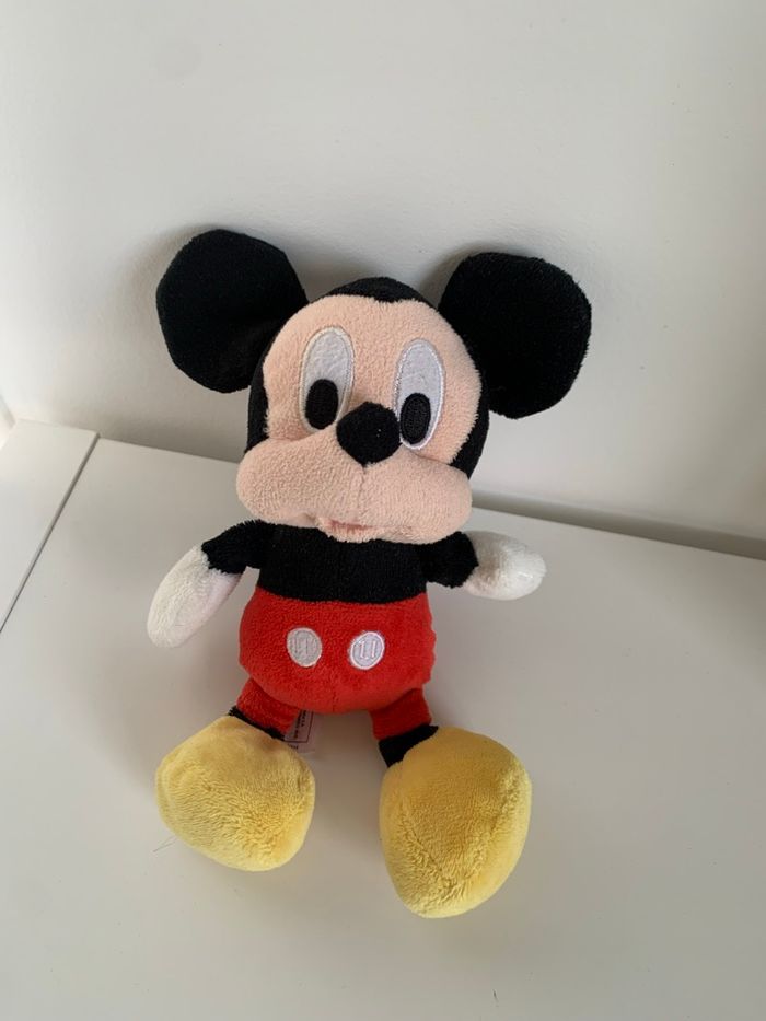 Peluche Mickey