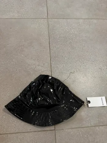 Bob Monoprix, taille unique, neuf, valeur 26€