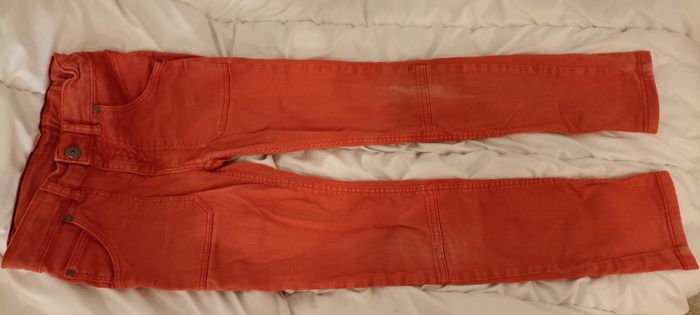 Jean rouge orangé