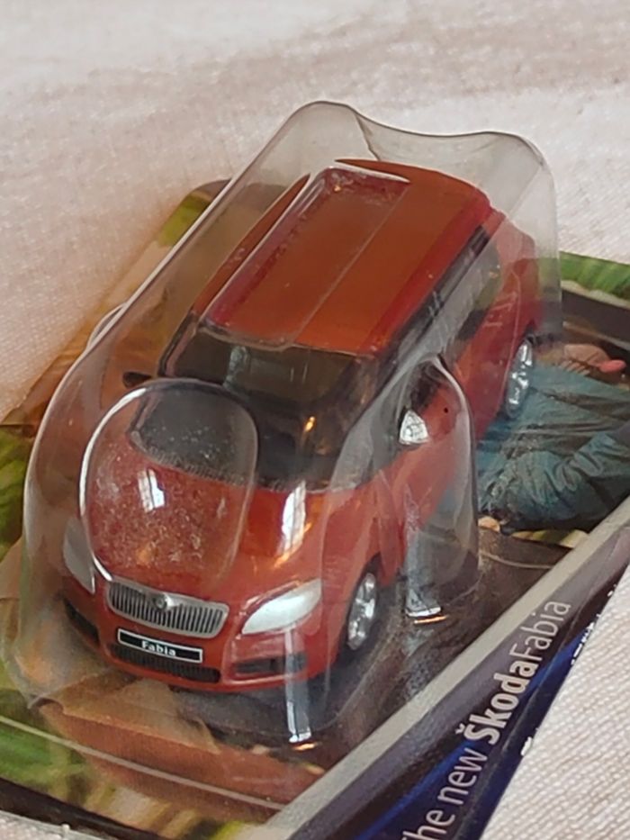Voiture miniature skoda fabia