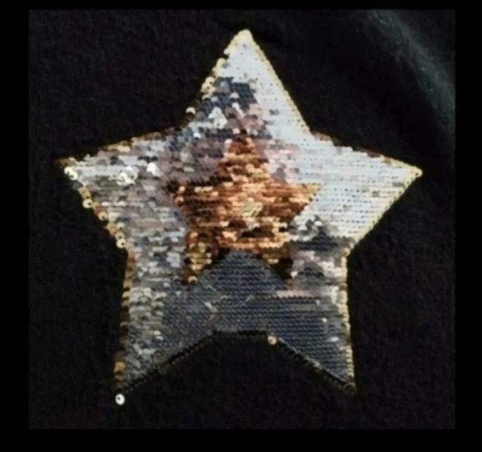 Pull noir - photo numéro 8