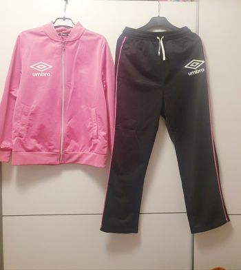 Jogging umbro taille 12 ans