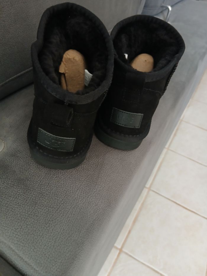 Paire de bottines noires chaude neuves T40 - photo numéro 2