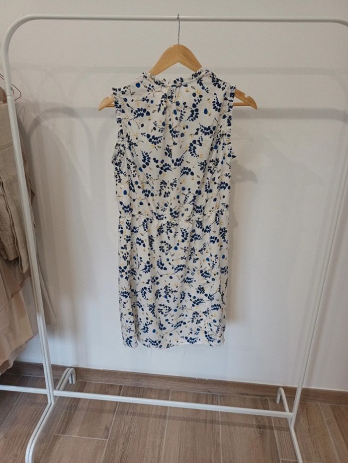 Jolie robe d'été fluide taille 36 - photo numéro 3