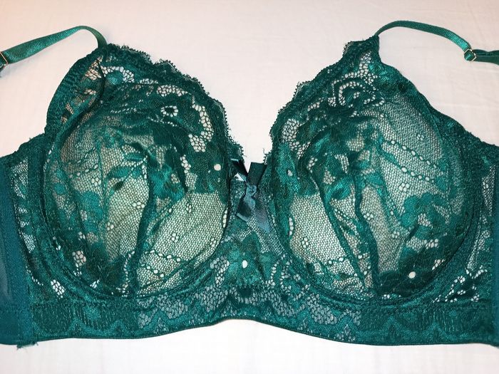 Soutien gorge - photo numéro 2