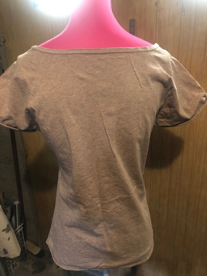 T shirt - photo numéro 2