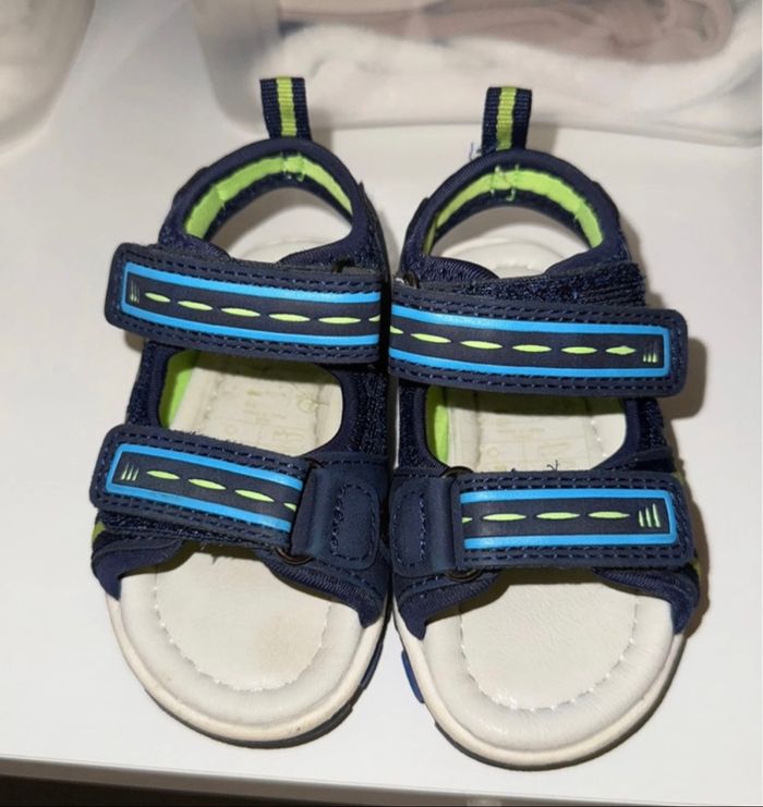 Lot de chaussons enfants taille 20 - photo numéro 3