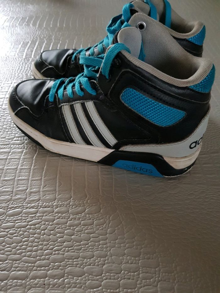Basket Adidas pointure 33 - photo numéro 2
