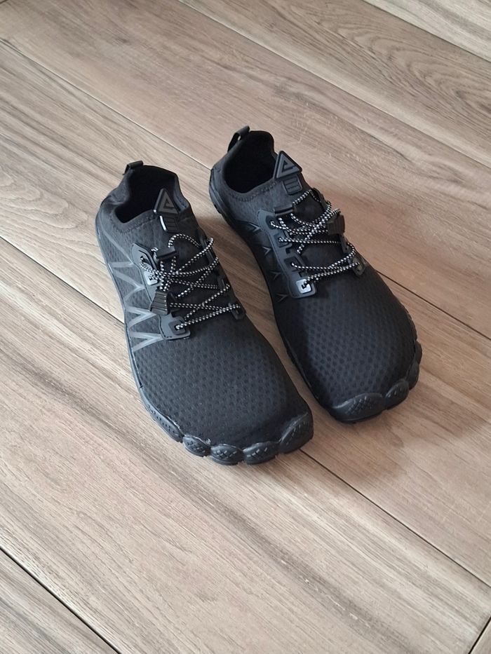 Chaussure homme sport finesse aquatique noir