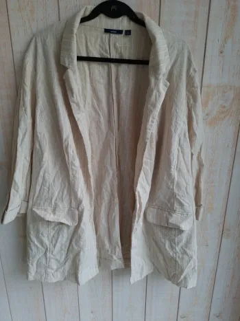 Blazer blanc et beige