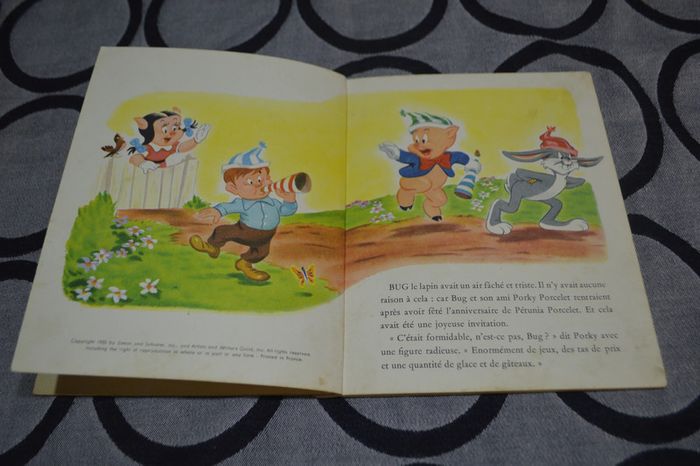 Livre L'anniversaire de Bug Un petit livre d'or - photo numéro 3