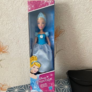 Poupée disney princesse