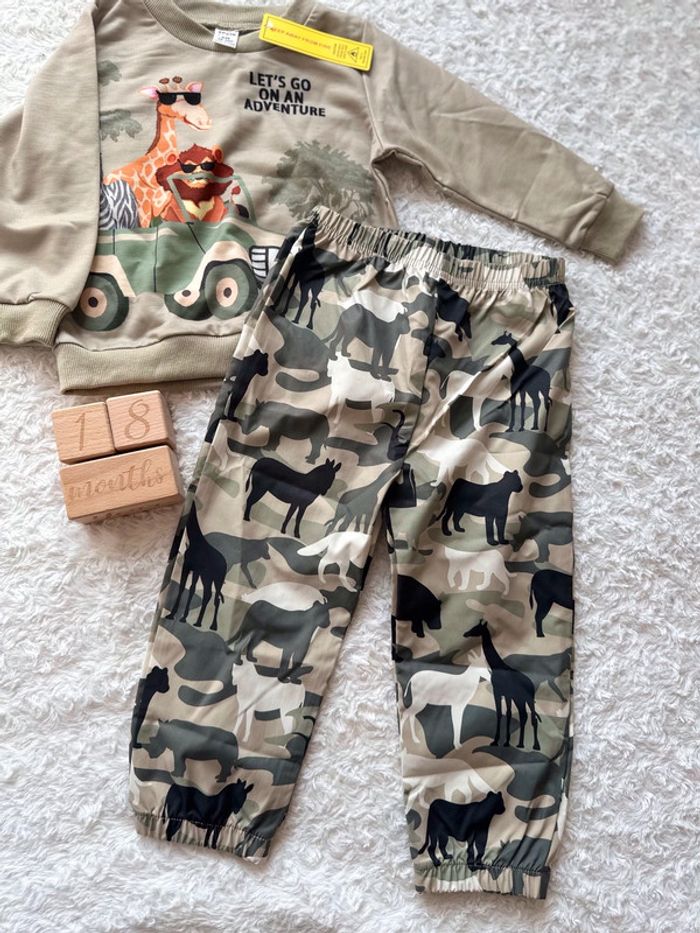 Ensemble neuf 18/24 mois