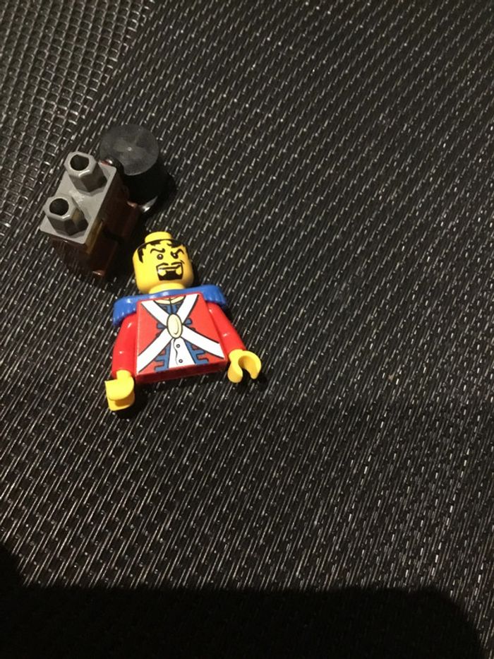 Lego pirates mini figurine Garde impériale pio092 minifigure lego officiel - photo numéro 4