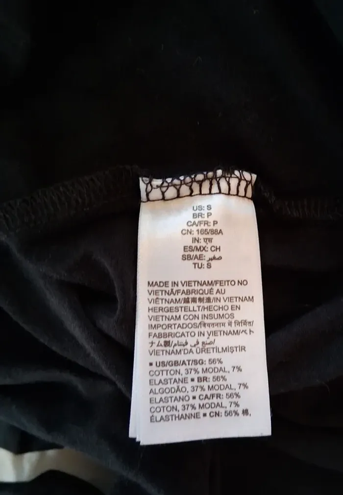 Tee-shirt manches longues Amazon taille S - photo numéro 3