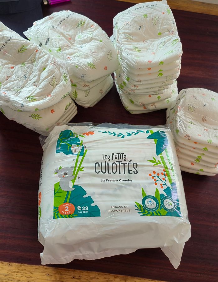 Lot couche taille 2 les petits culottés