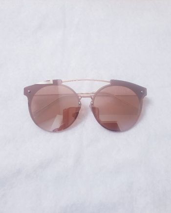 Magnifique lunettes de soleil rose gold
