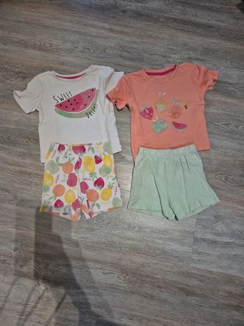 2 pyjamas short tee shirt fruits