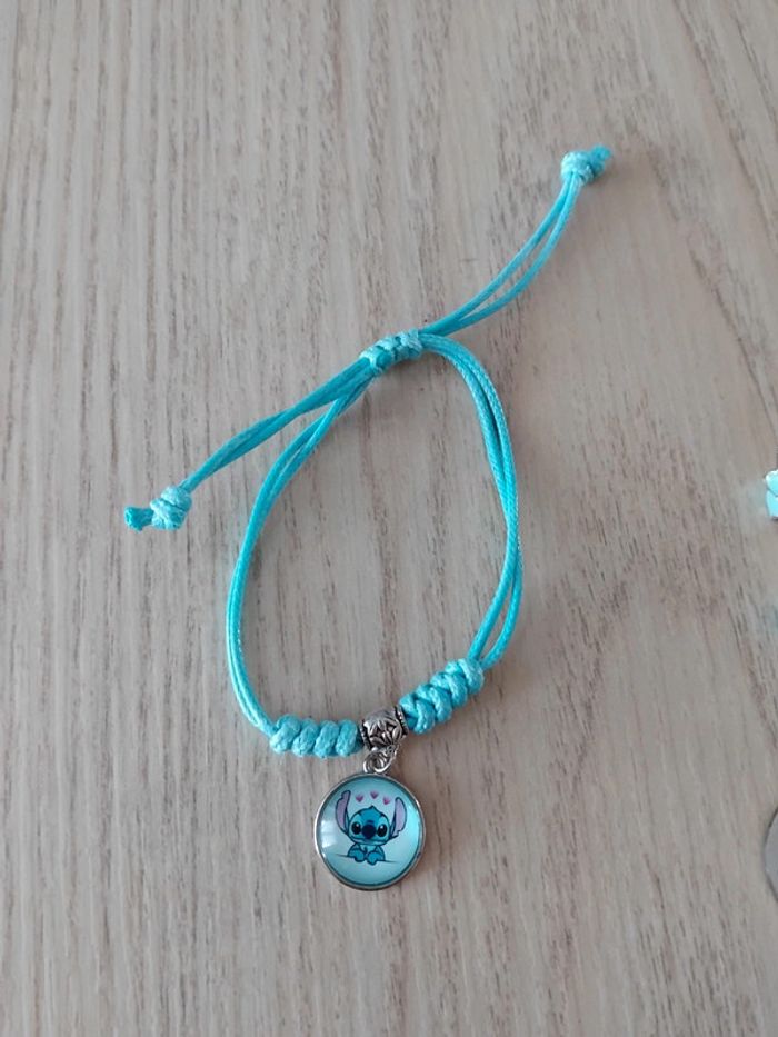 Lot de 2 bracelets Stitch - photo numéro 2