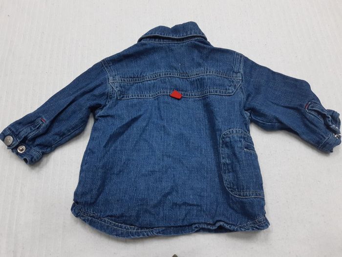 Tenue chemise en jean et pantalon kaki - photo numéro 3